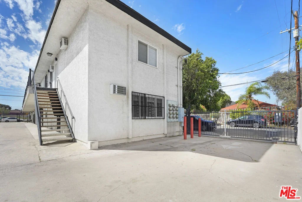 Photo of 12602 Correnti Street