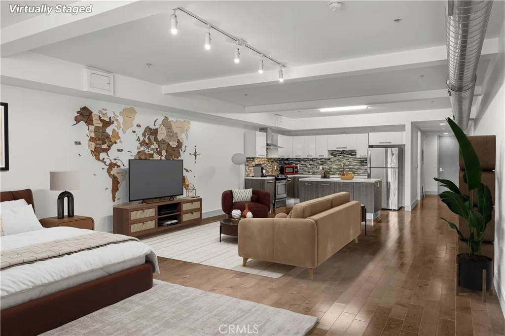Photo of Unit 100 at 433 Pine Avenue