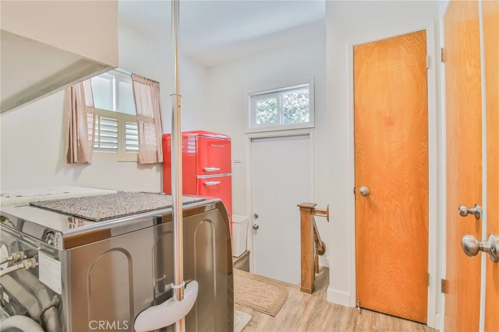 Photo of 874 W 19th St