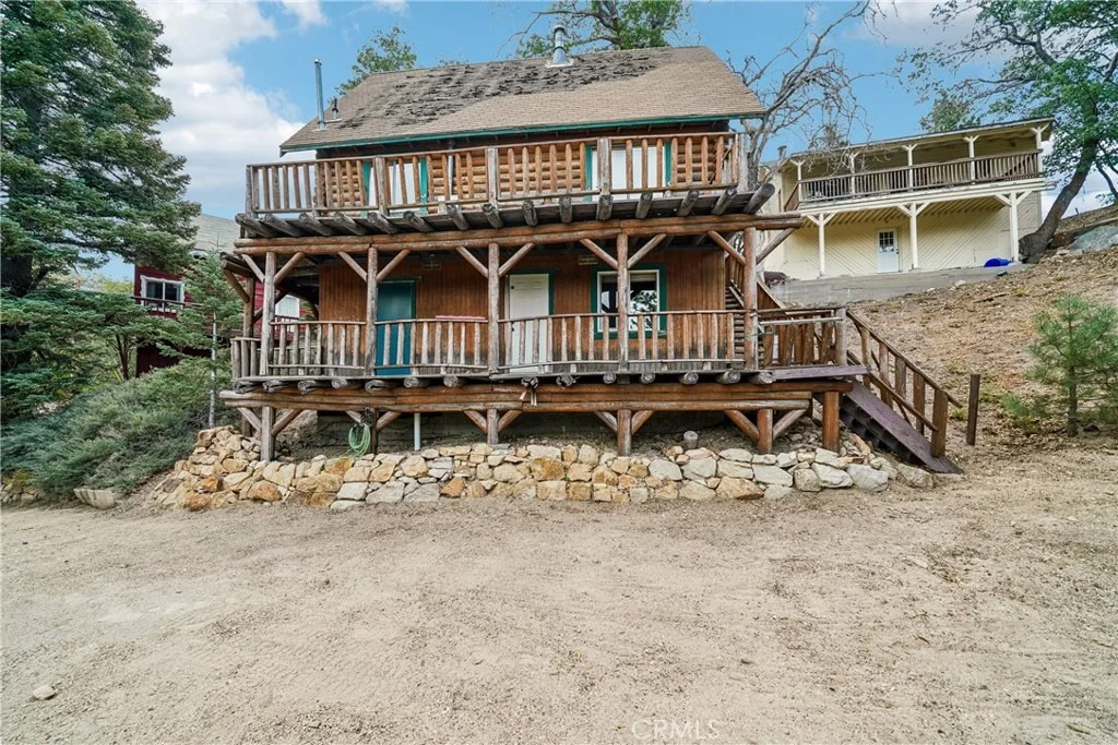 Photo of 33329 Robin Drive