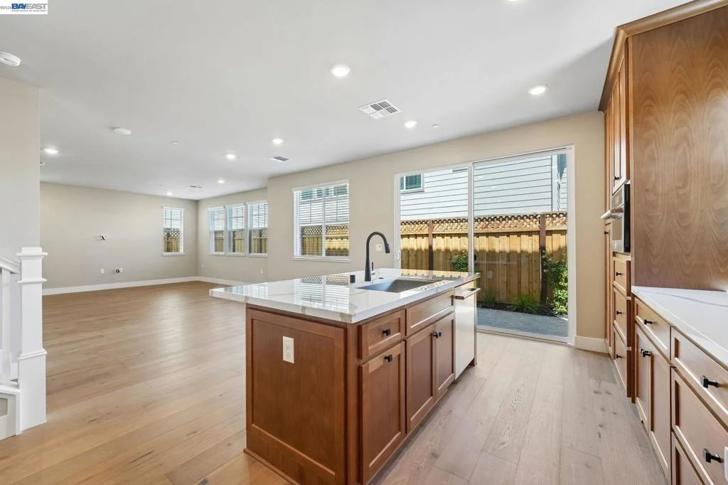 Photo of 796 Abigail Place