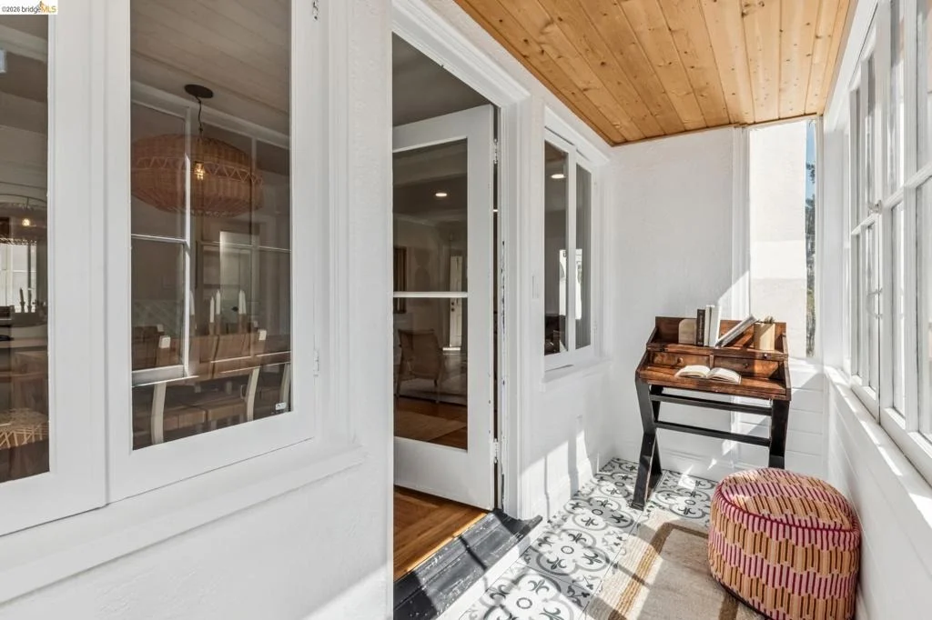 Photo of 5215 Fleming Ave