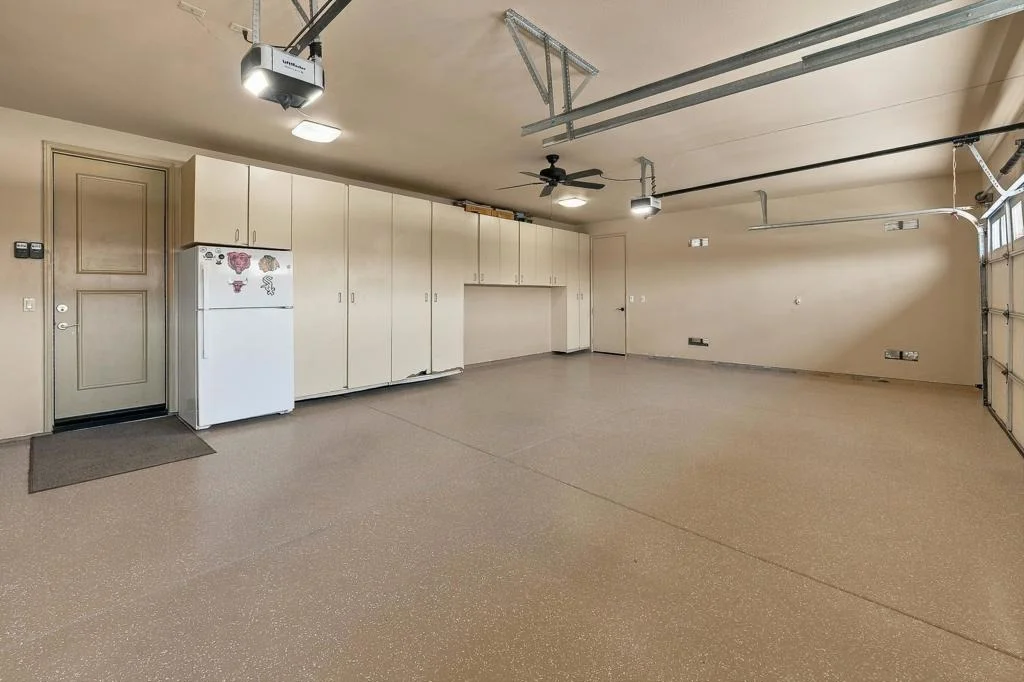 Photo of 41775 Harrison Drive
