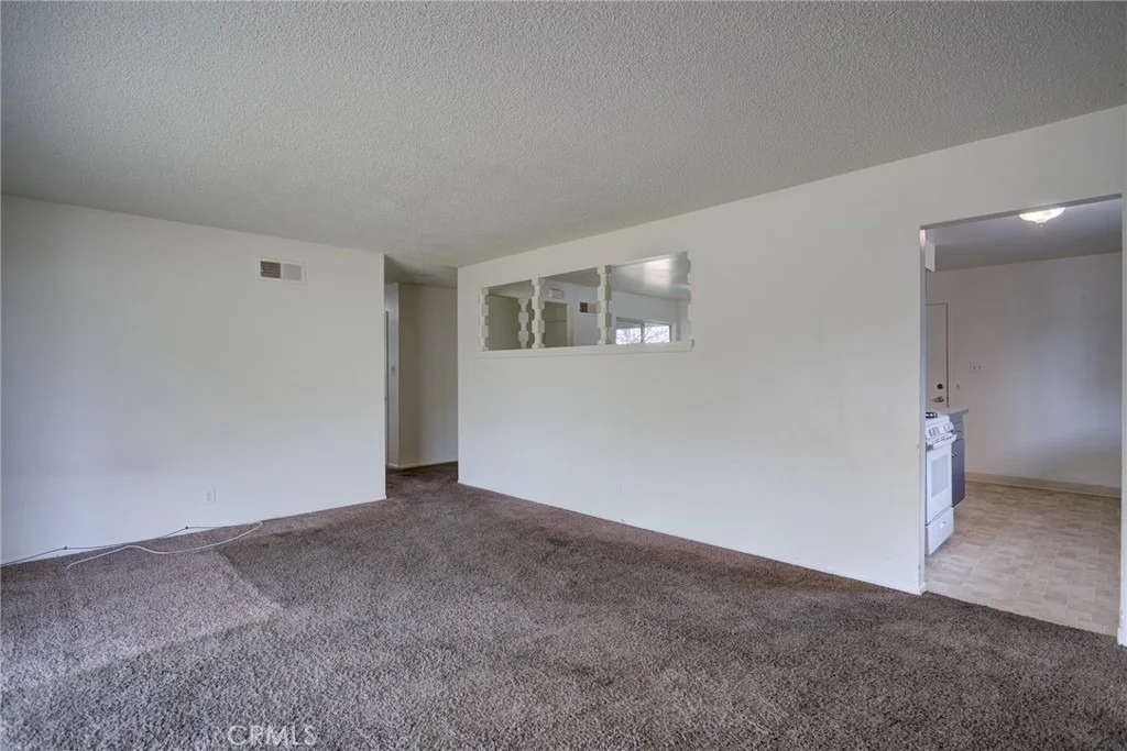 Photo of 606 W Albert Street