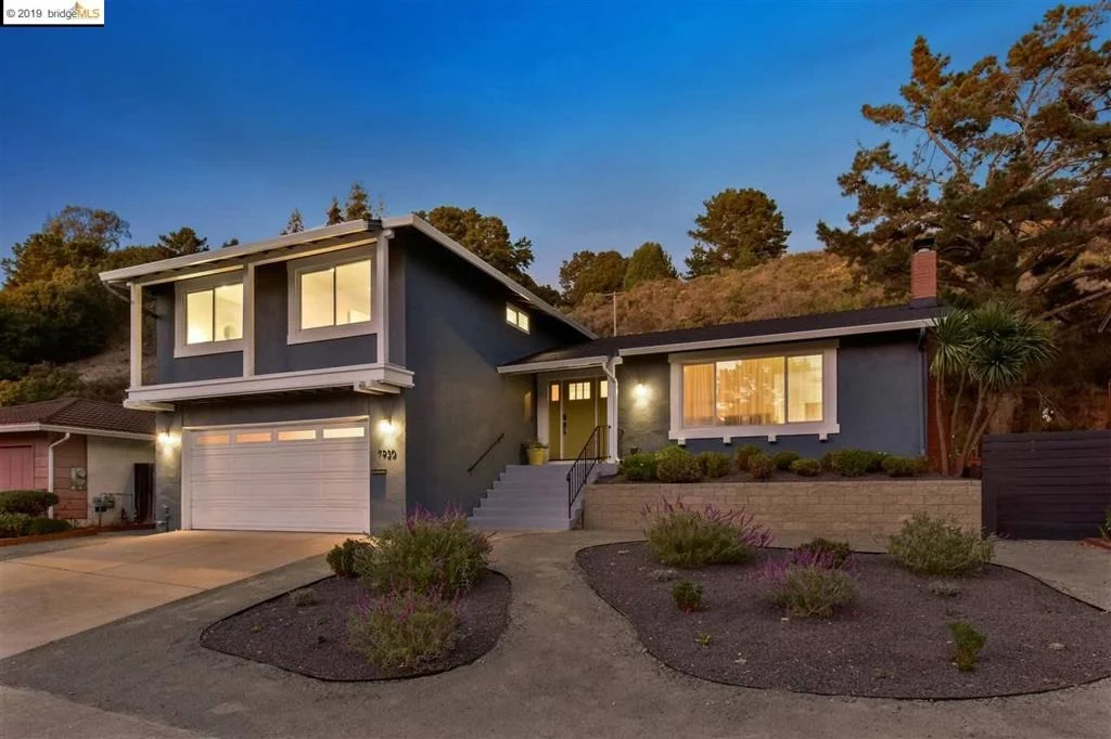 Photo of 7930 Surrey Lane