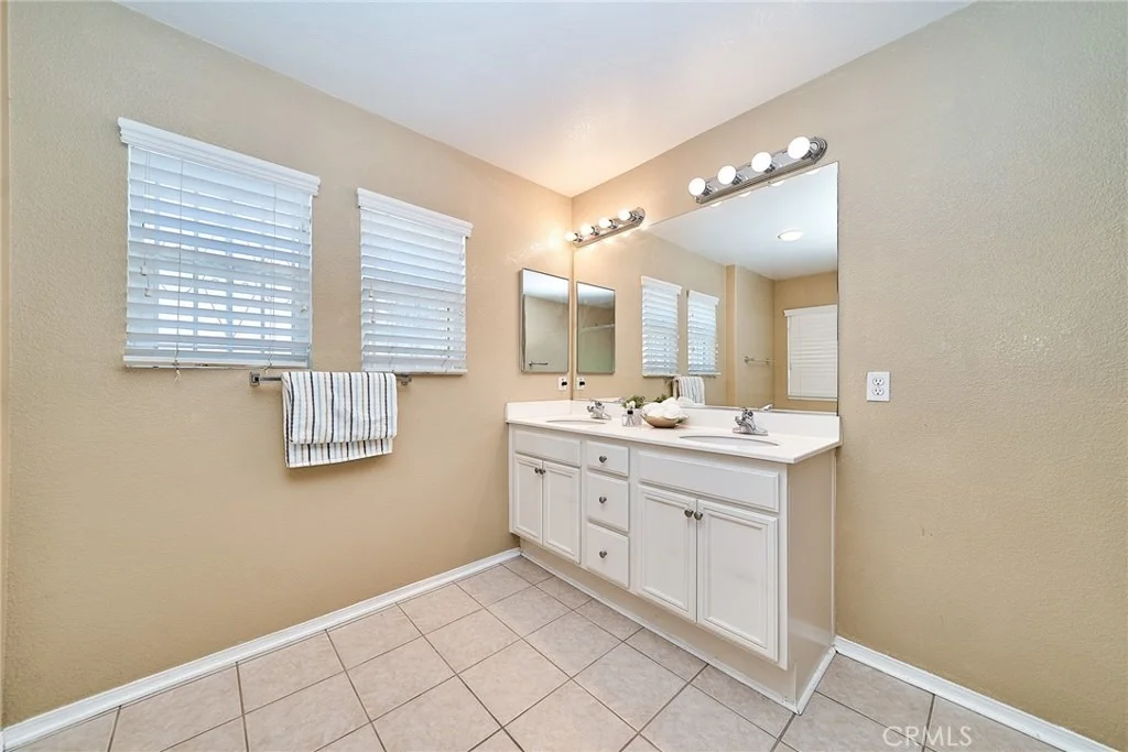 Photo of 1043 Hawthorne