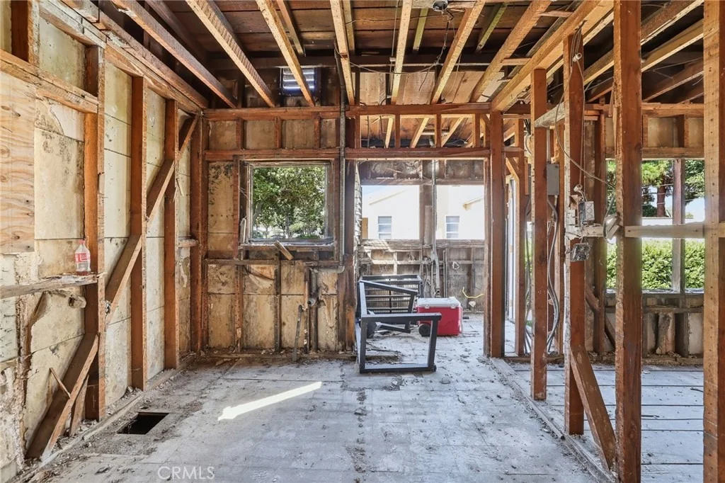 Photo of 235 W Cedar Ave