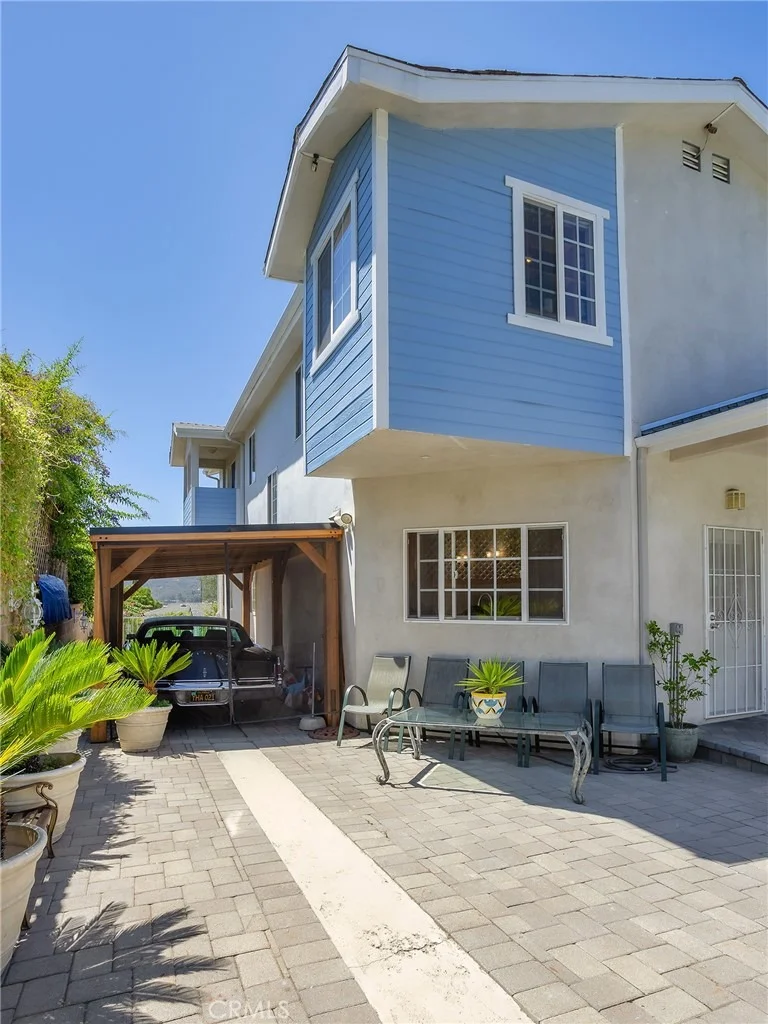 Photo of 3305 Community Avenue
