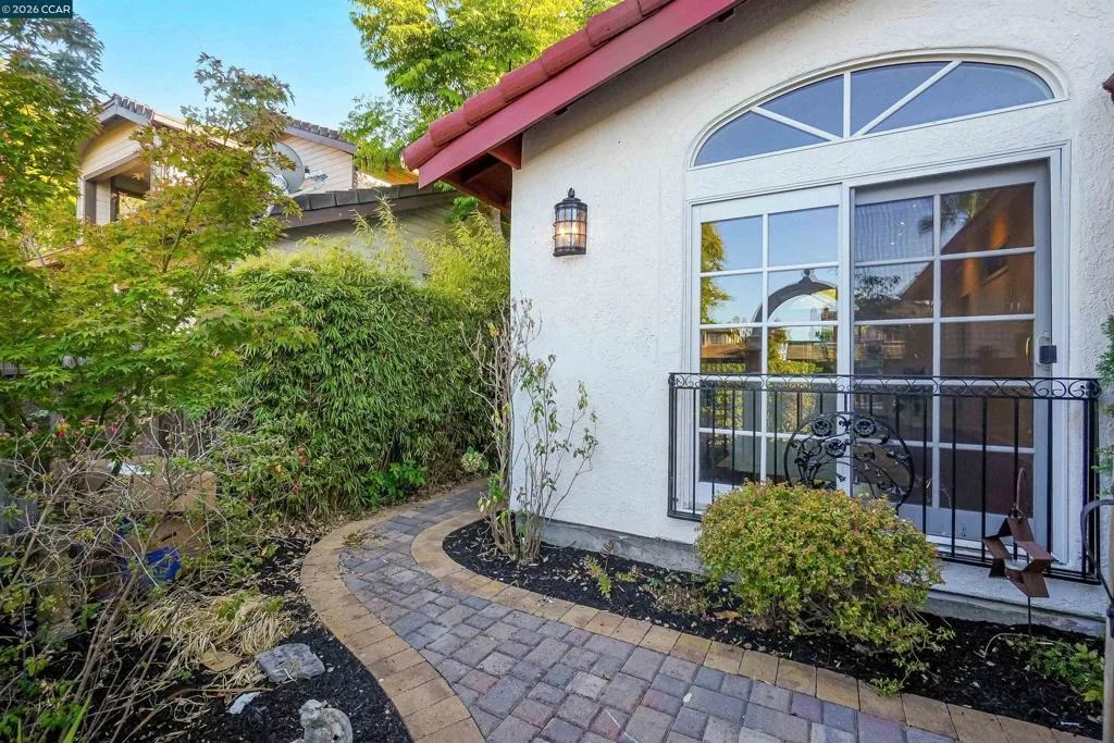 Photo of 100 Opal Ct