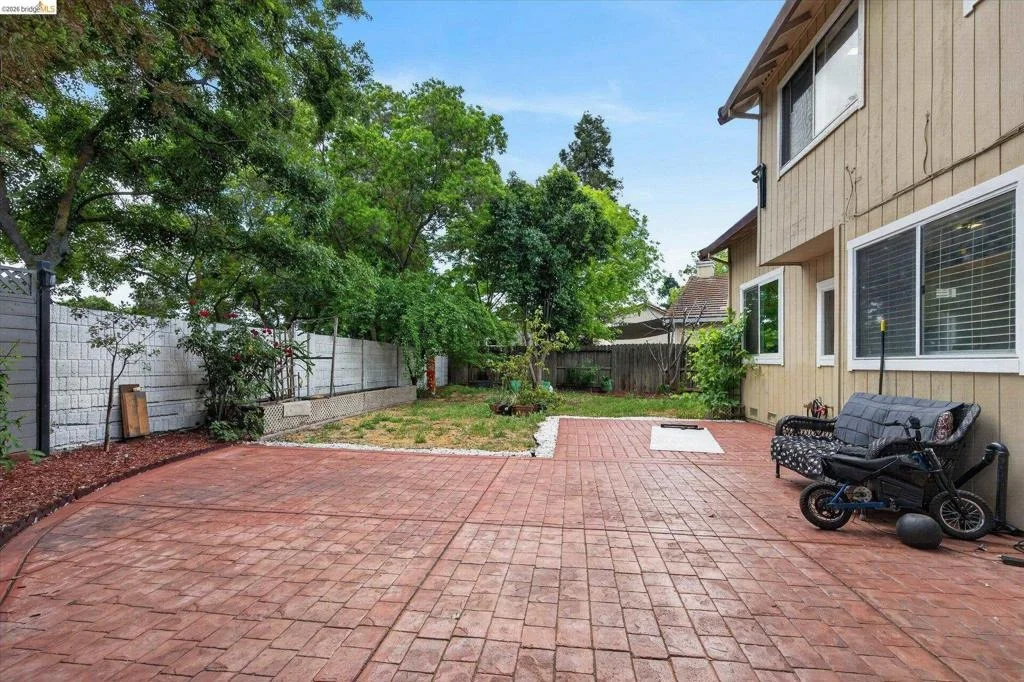 Photo of 1011 Amanda Cir