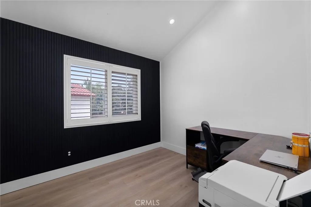 Photo of 7077 Campbell