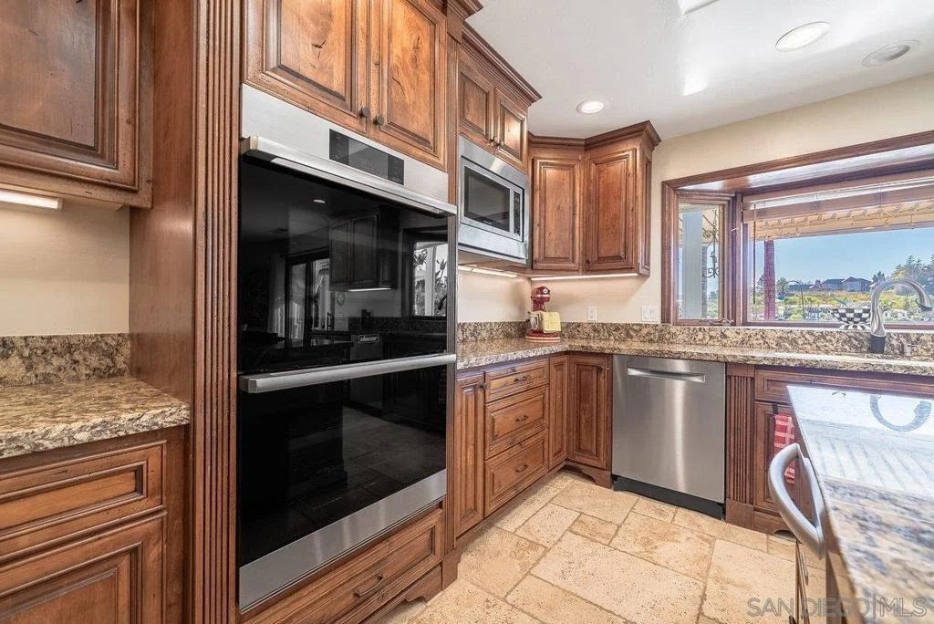 Photo of 33 Gateview
