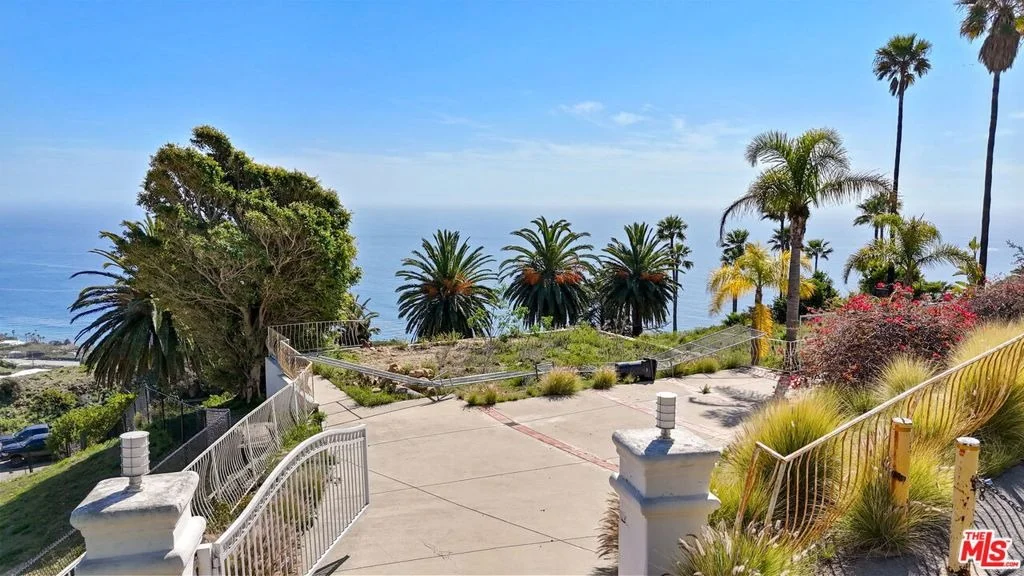 Photo of 4417 Vista Del Preseas