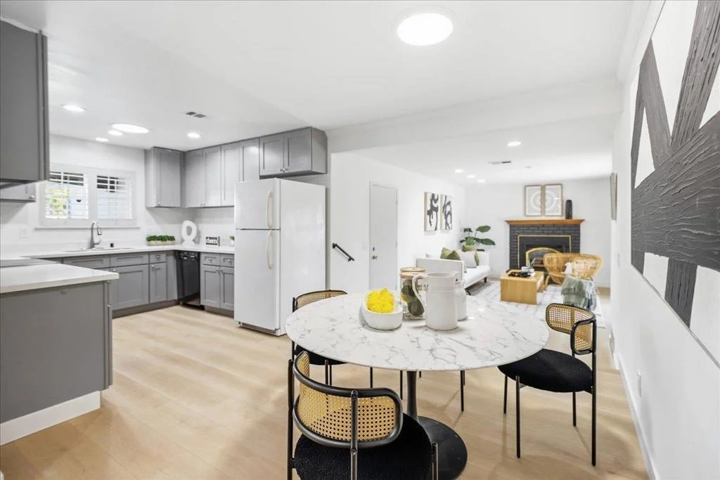 Photo of 38879 Jonquil Drive