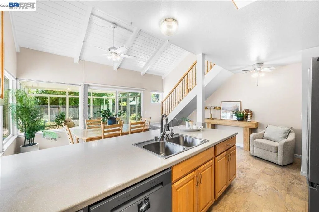Photo of 675 Alameda Dr