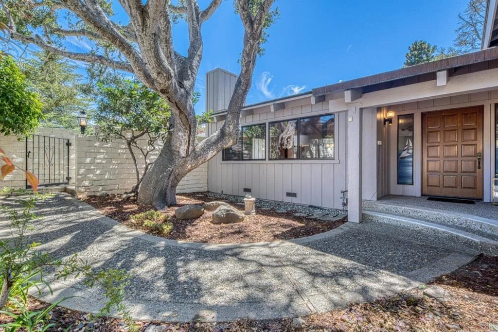 Photo of 129 Littlefield Road