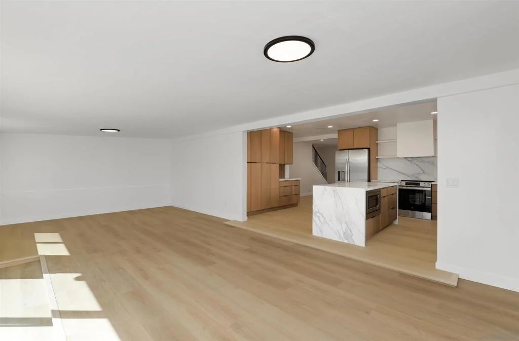 Photo of 5657 Red River Dr.