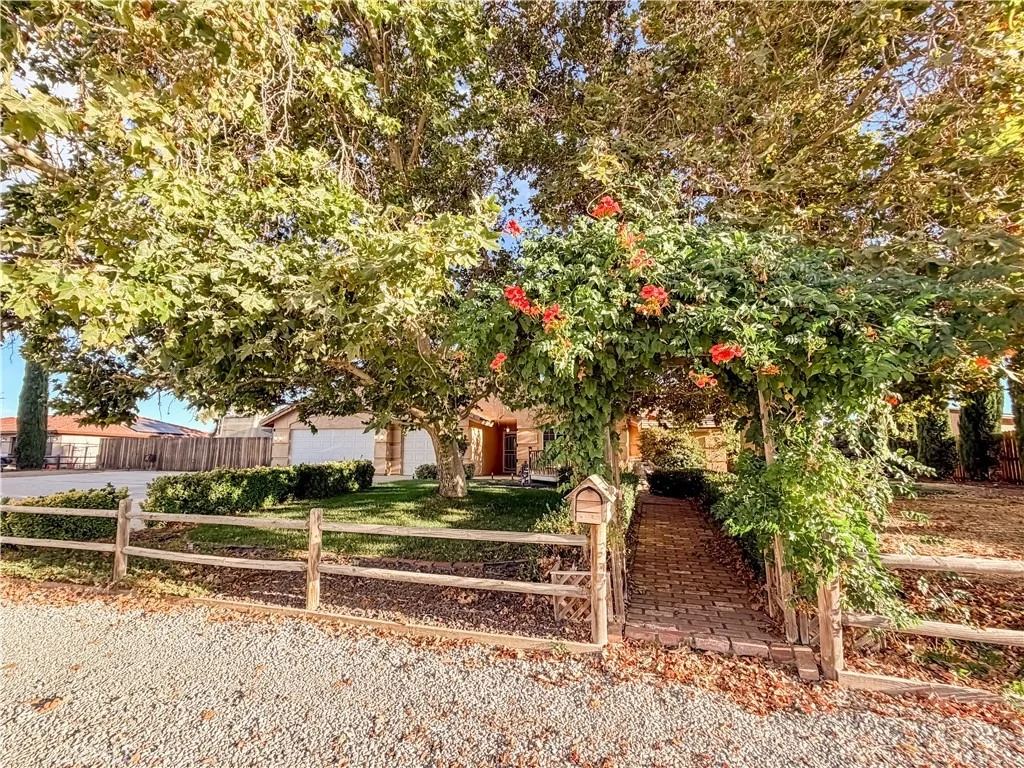 Photo of 10011 Solano