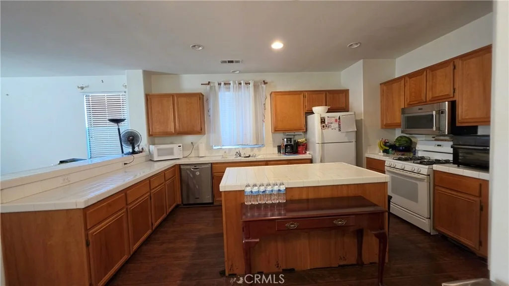 Photo of 24852 Picnic Lane