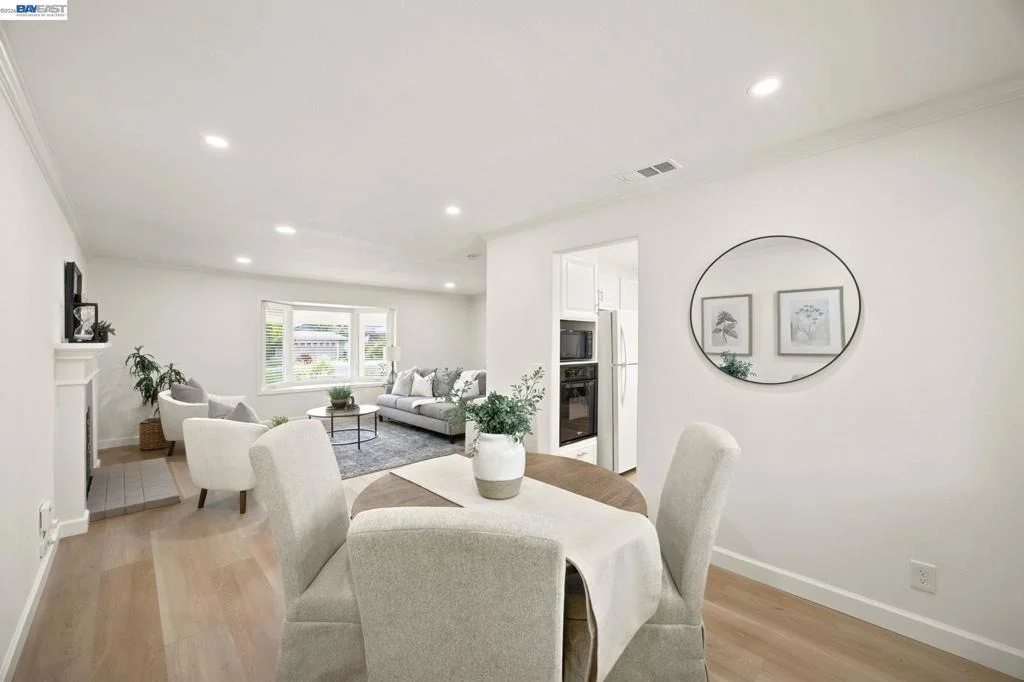 Photo of 1082 Springfield Dr.