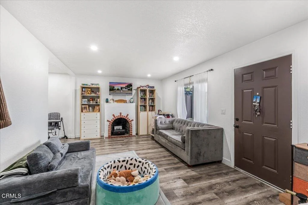 Photo of 1155 Richmond Road