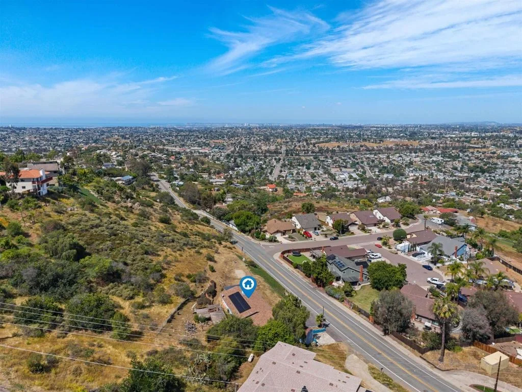 Photo of 2443 Helix Street