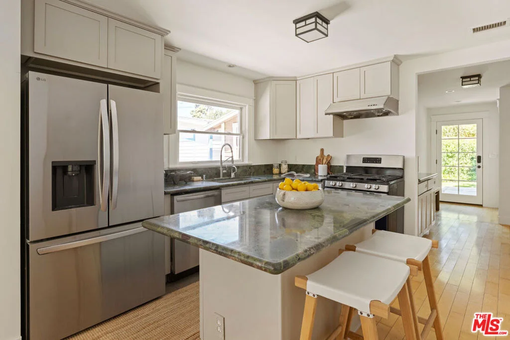 Photo of 1036 Hope Street