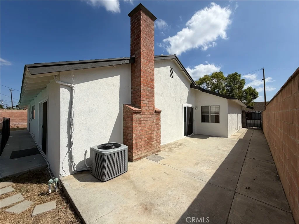 Photo of 10961 Endicott Drive