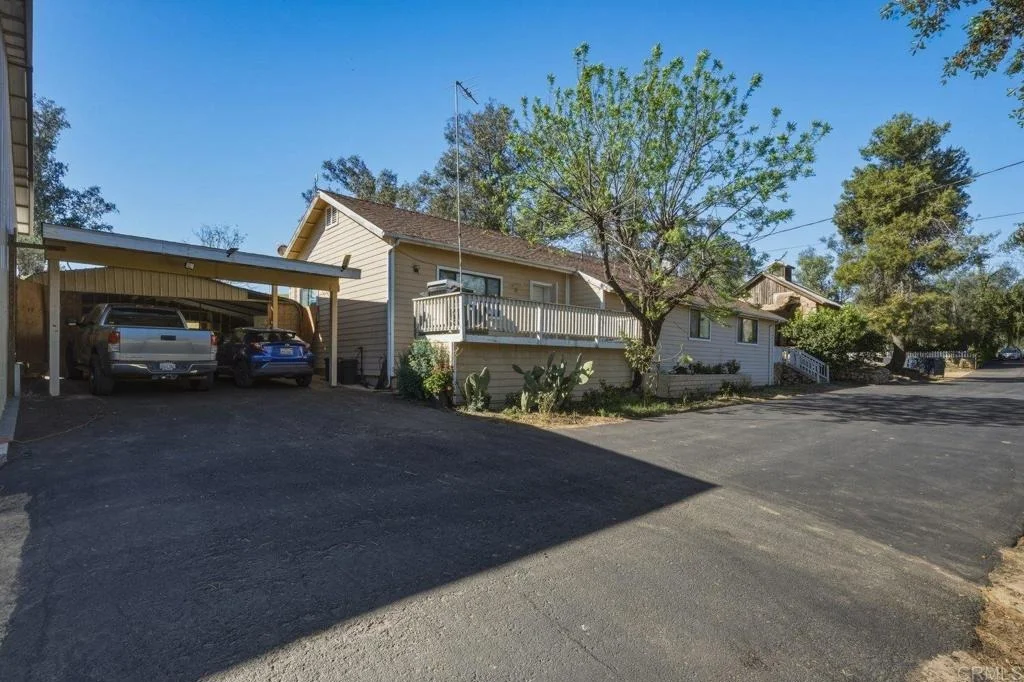 Photo of 20655 Sutherland Dam Road
