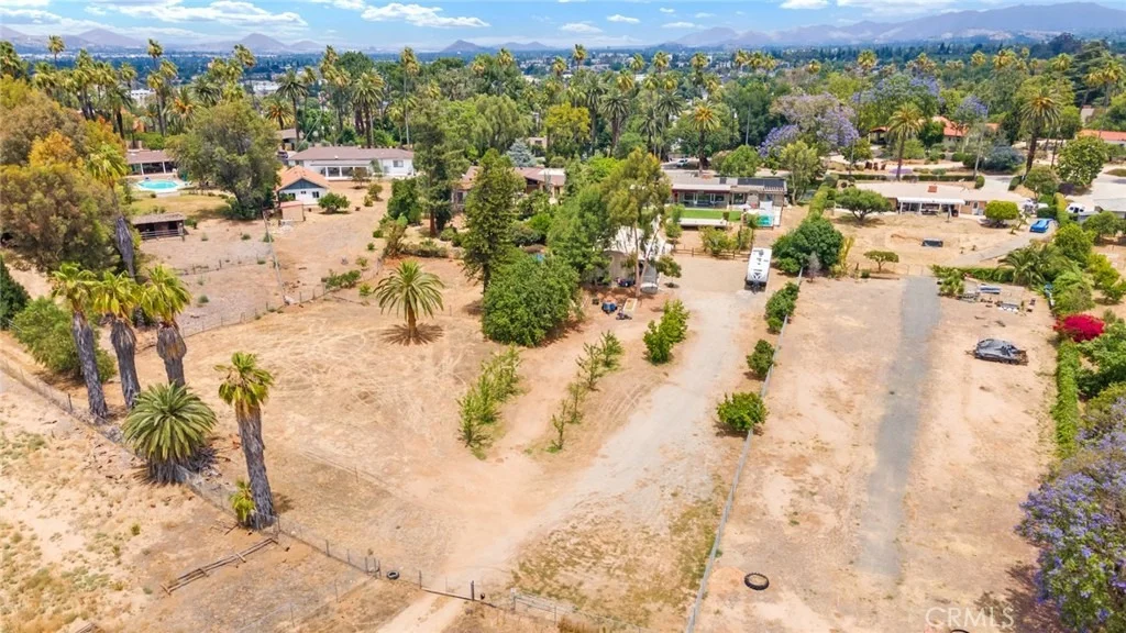 Photo of 2886 Mcallister