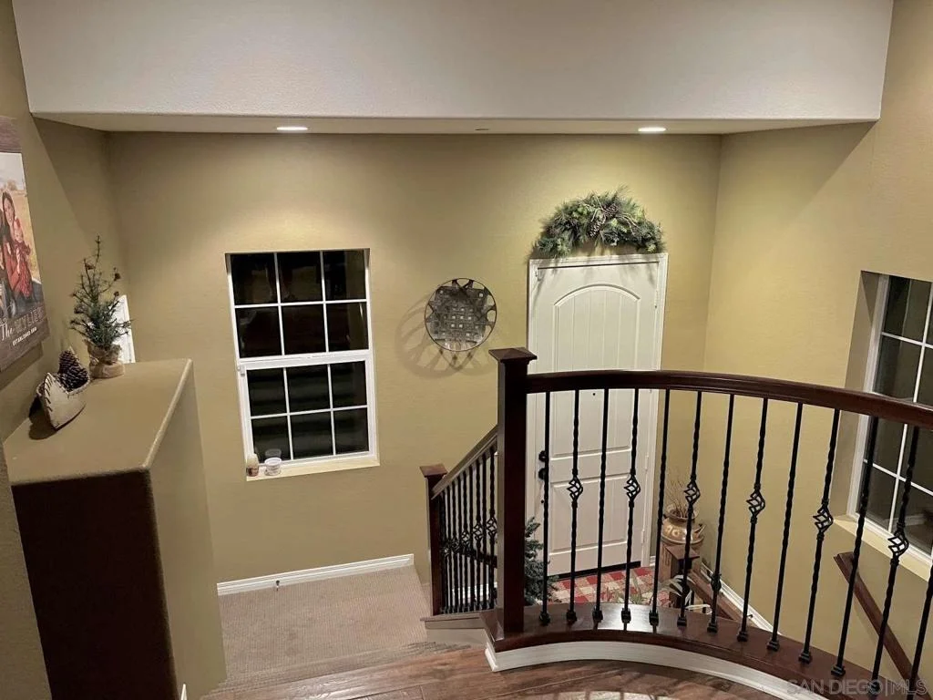 Photo of 231 Maple Ridge Dr