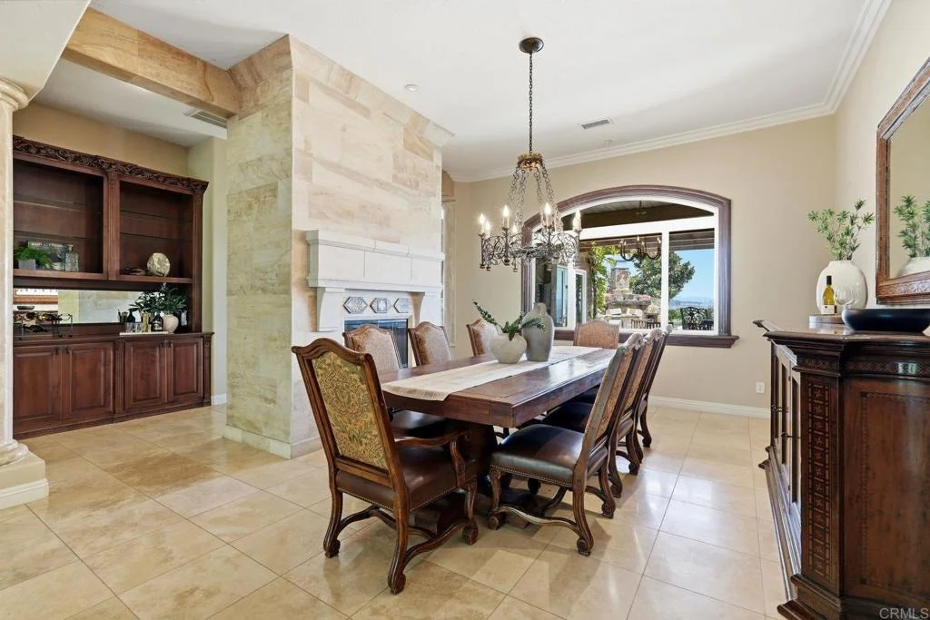Photo of 2484 Dos Lomas