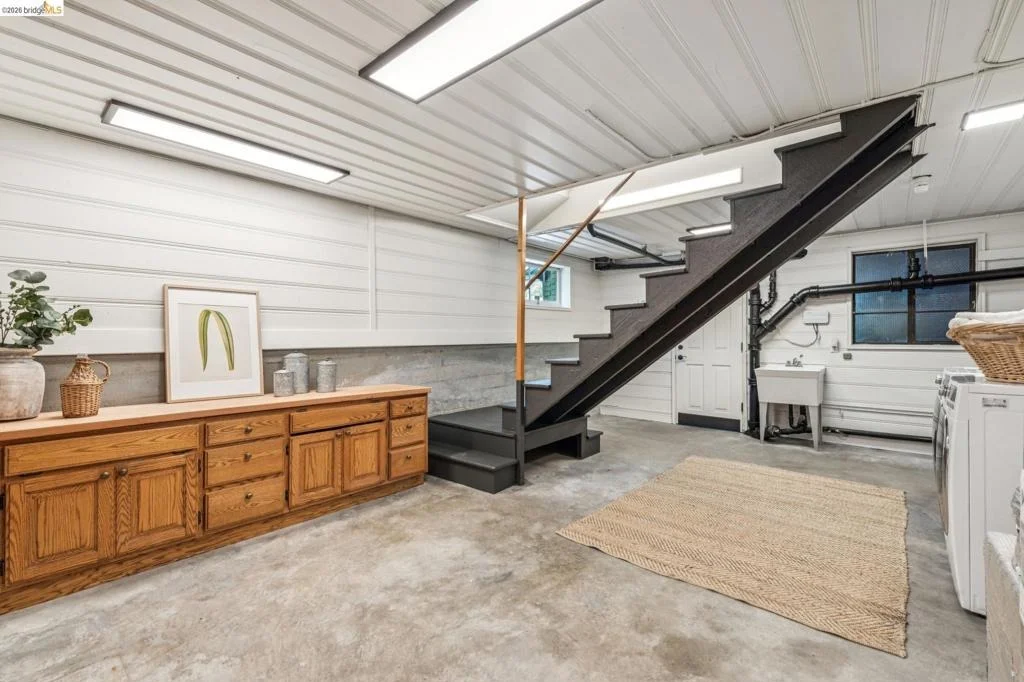 Photo of 2363 LEIMERT BLVD