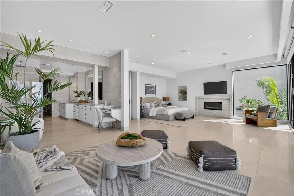 Photo of 33 Bay Drive