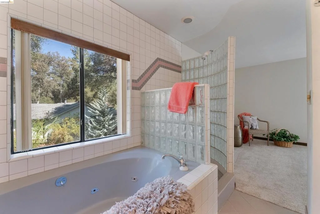 Photo of 20425 Brook Dr.