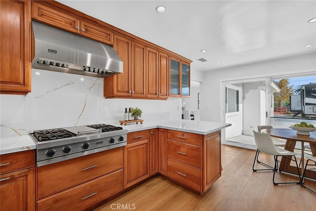 Photo of 1216 Alameda Avenue