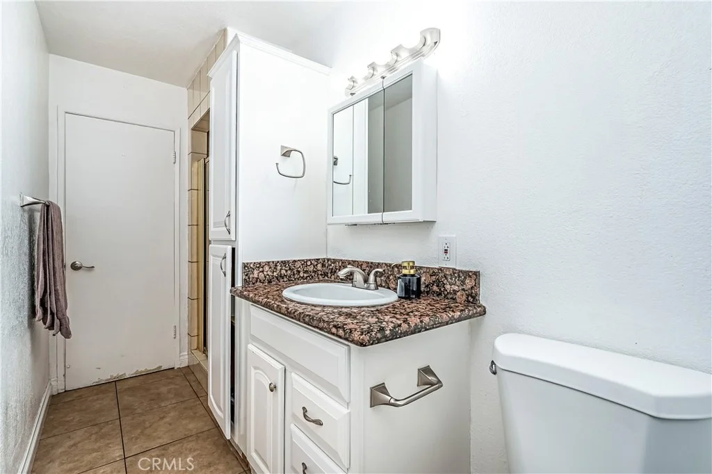 Photo of 38632 Lemsford Avenue