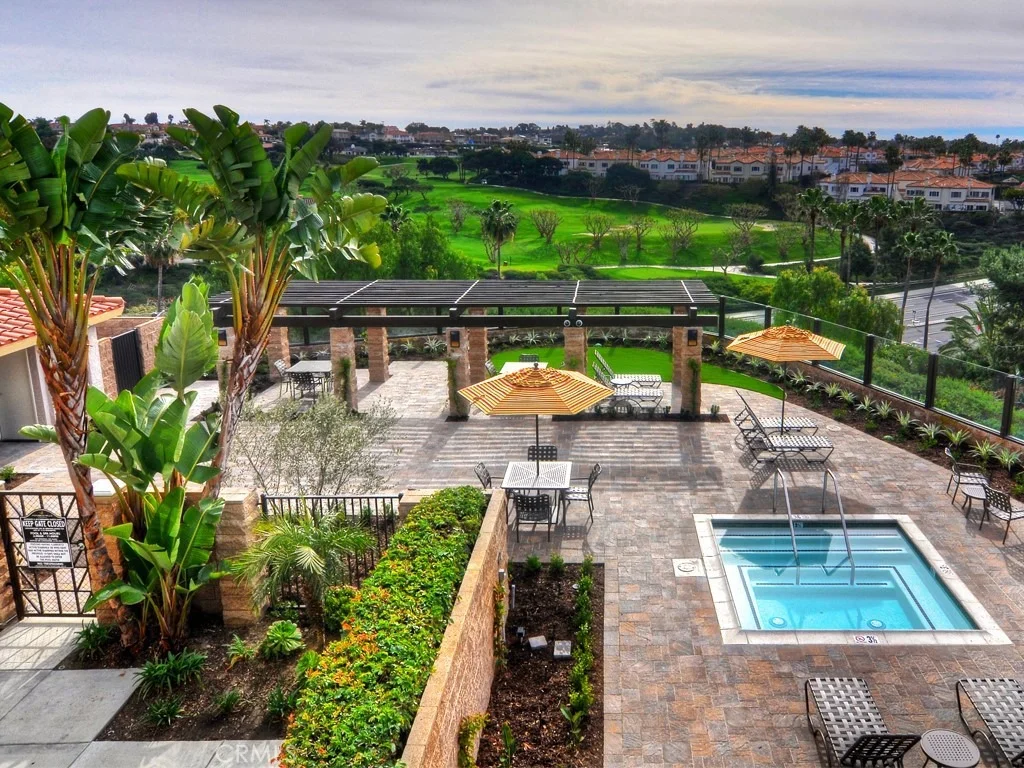 Photo of Unit E at 48 Corniche Dr.