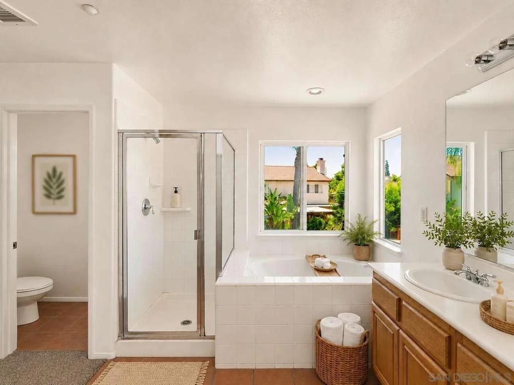 Photo of 1586 Silver Cup CT