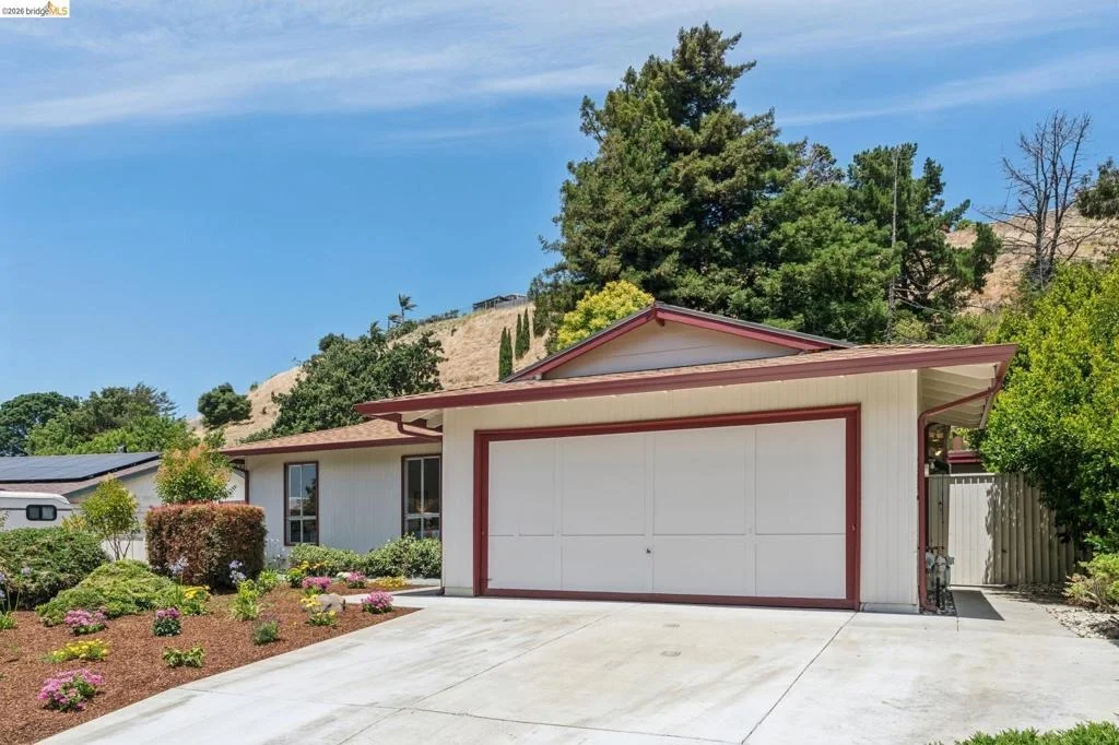 Photo of 650 Marlesta Rd