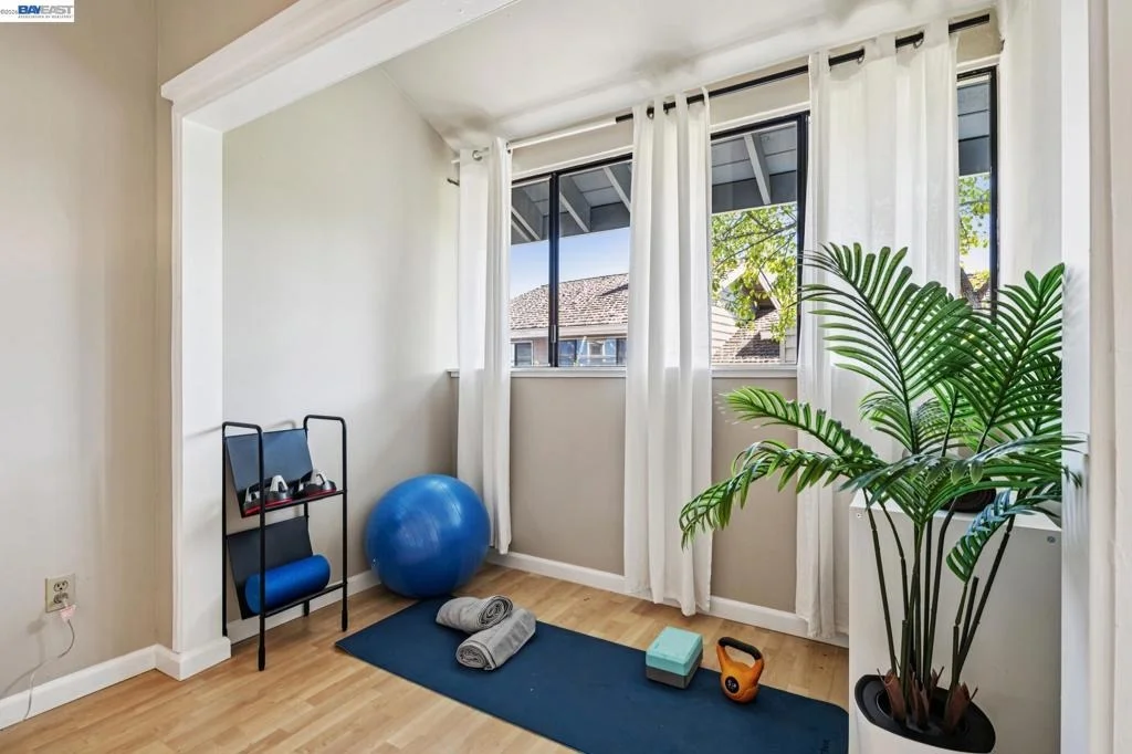 Photo of 8 Avondale Lndg