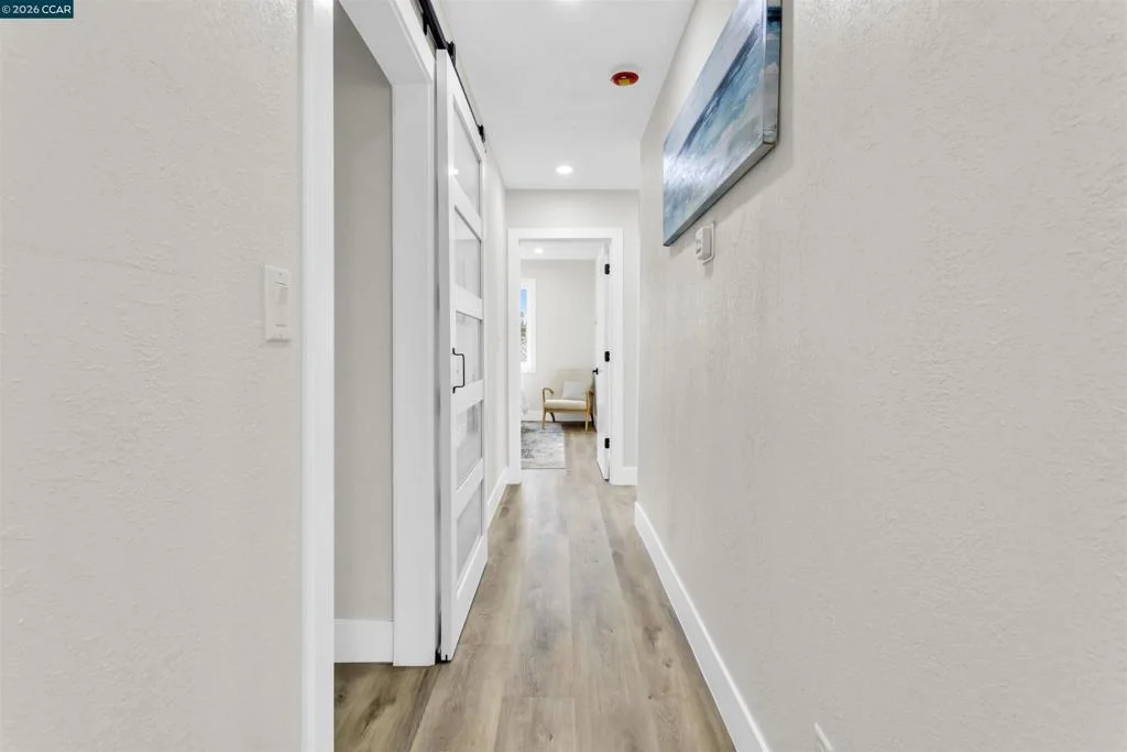 Photo of 2758 Del Monte Ave