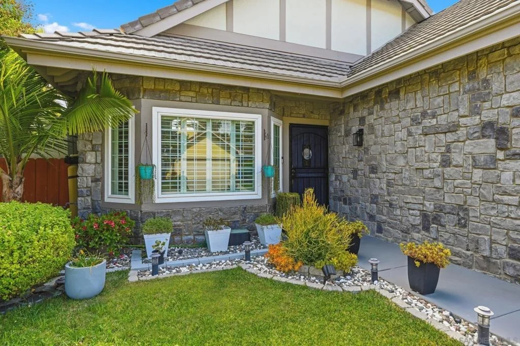 Photo of 901 Rose Arbor Drive