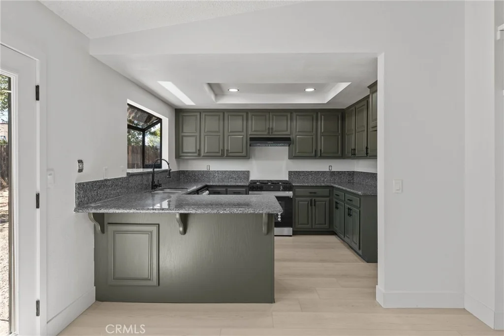 Photo of 13423 Palm Street