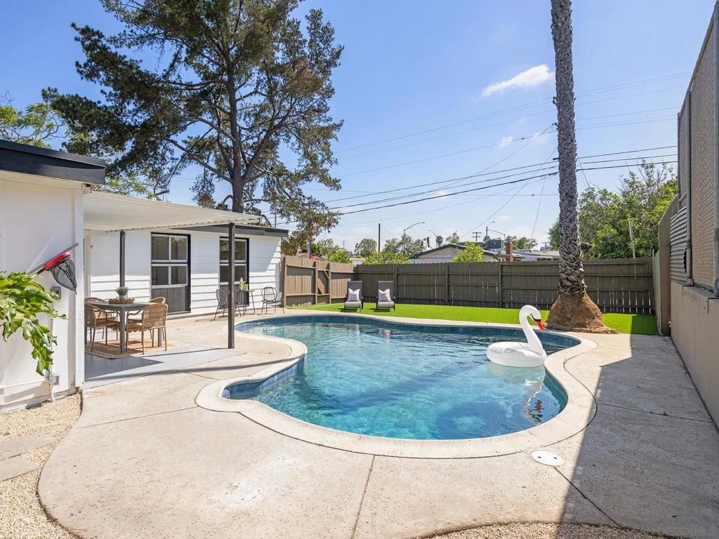 Photo of 9342 Fermi Ave