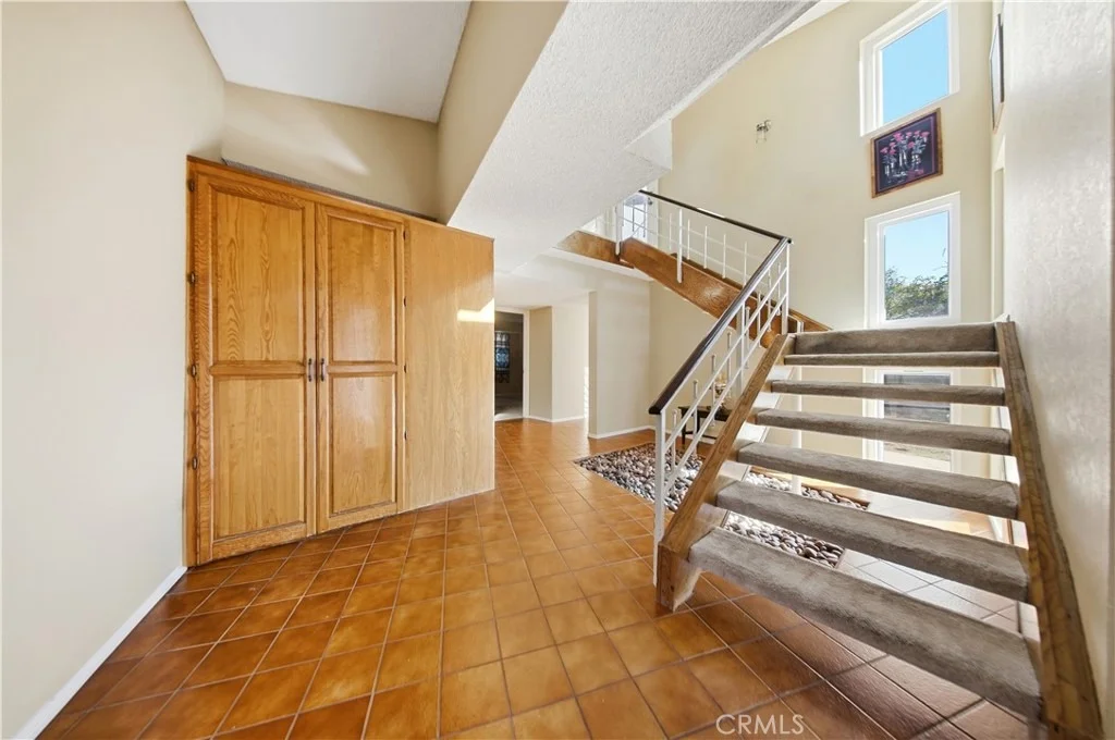 Photo of 450 Fairway Drive
