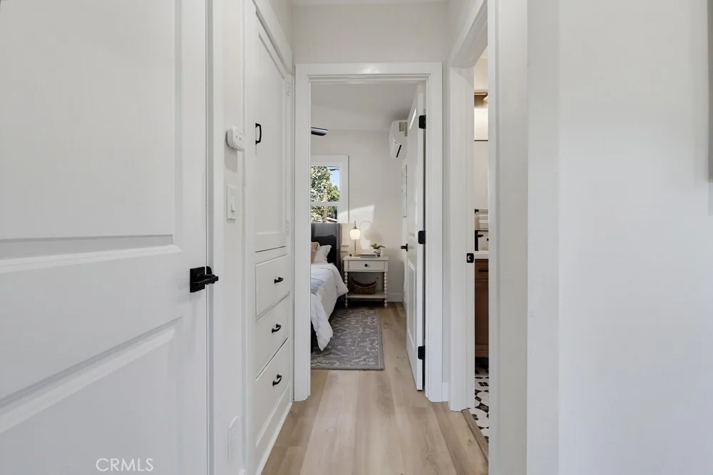 Photo of 5868 Myrtle