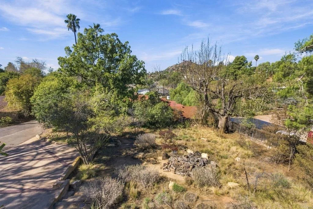 Photo of 4525 Lyons Drive