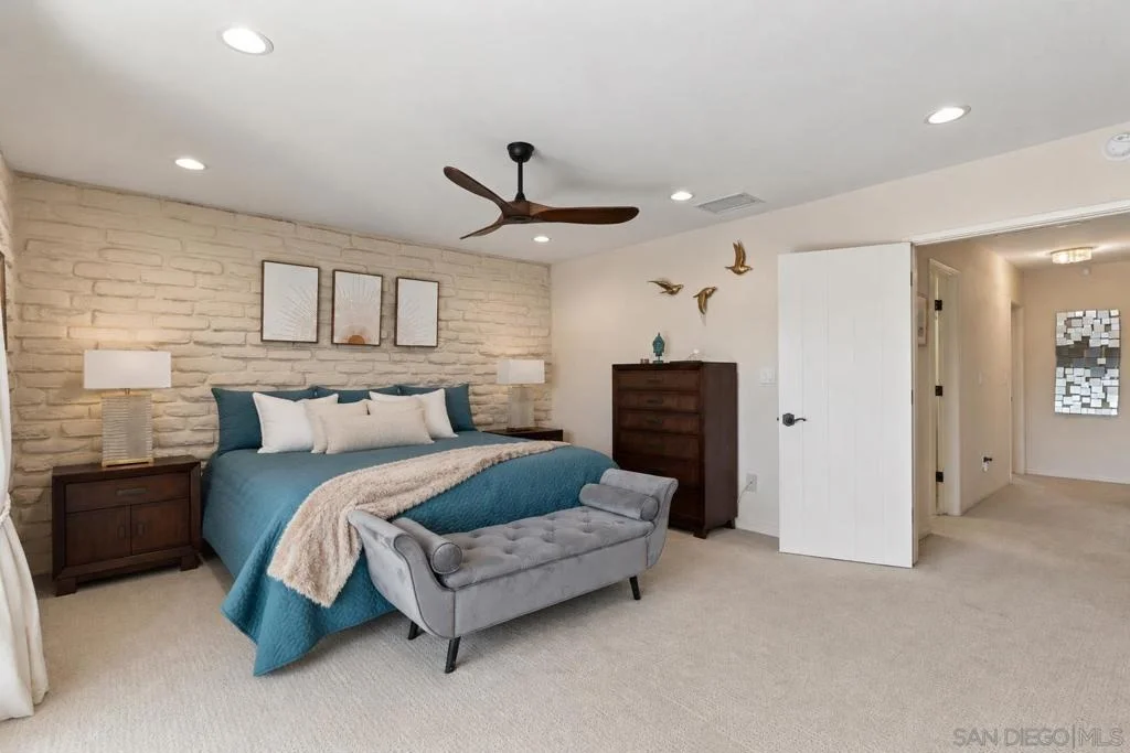 Photo of 2422 Peet Lane