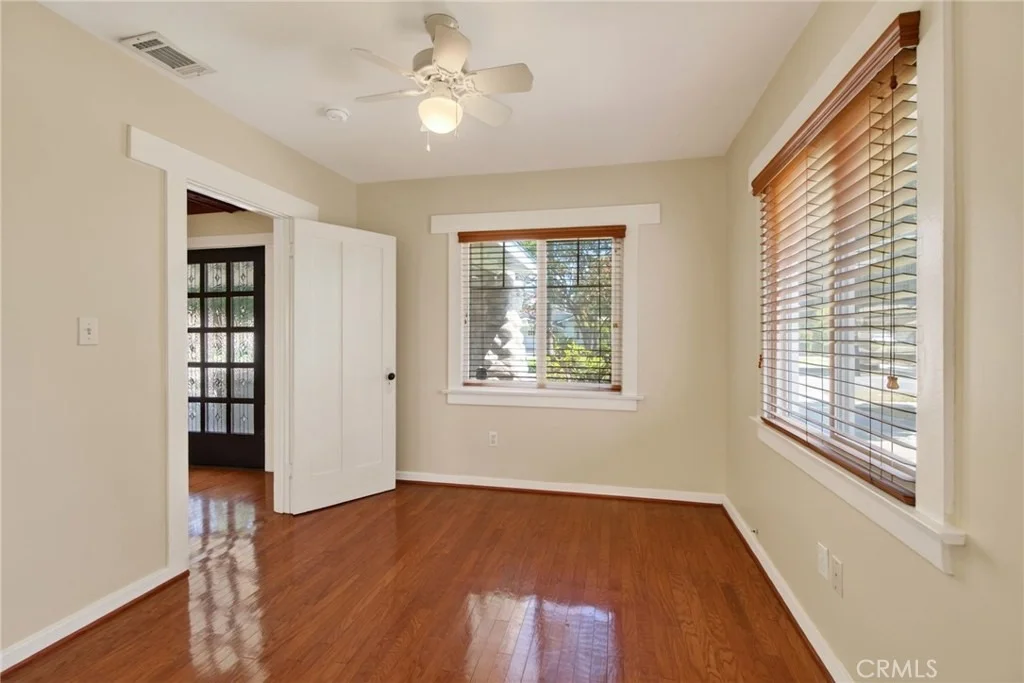 Photo of 3660 Linwood